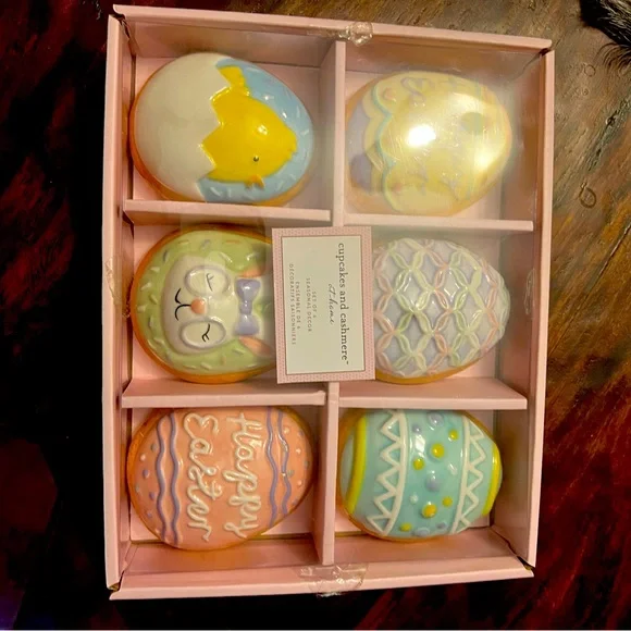 Easter Egg ceramic Collection - Picture 2 of 2